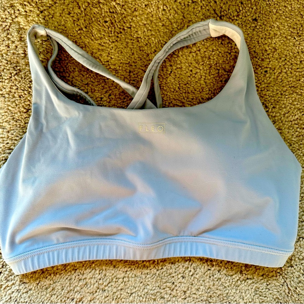 Fleo Isla sports bra